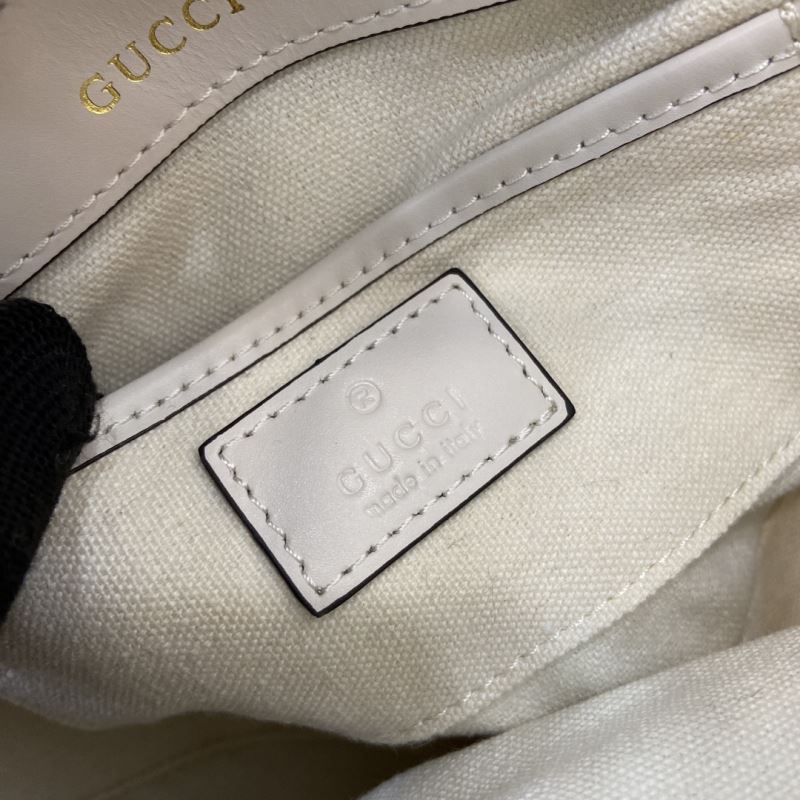 Gvc*1 horsebit bags
